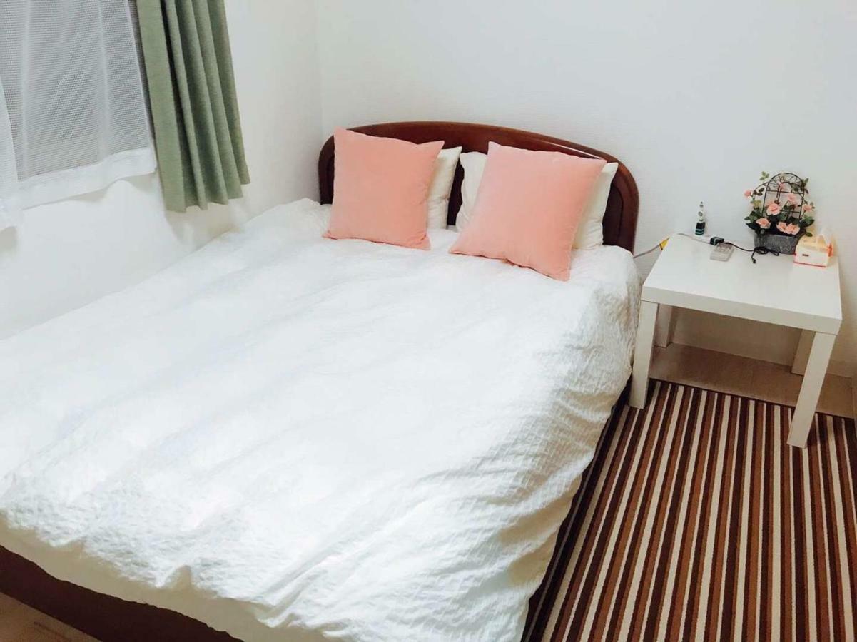 Ferienhaus 2 Floors Japanese Style, Direct To Kix, 10mins Train To Namba, 5mins Walk To Stn , 2-6ppl